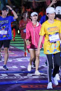 BIB: 3947, 3401
                            <button type="button" onclick="openModal(26225707)" class="btn btn-primary btn-sm float-right btn-popup" data-toggle="modal" data-target=".modal-high-quality">
                        <i class="fas fa-shopping-cart"></i> Add to Cart
                    </button>
                                            <button type="button" onclick="isThisMe(26225707, true)" class="btn btn-success btn-sm float-right btn-popup btn-isme hidden" data-toggle="tooltip" data-placement="bottom" title="นี่คือรูปของคุณใช่ไหม คลิกที่นี่เพื่อเอาเข้าอัลบั้ม">
                        <i class="fas fa-plus"></i> Add to album
                    </button>
                    <button type="button" onclick="isThisMe(26225707, false)" class="btn btn-warning btn-sm float-right btn-popup btn-isnotme hidden">
                        <i class="fas fa-ban"></i> Remove from album
                    </button>